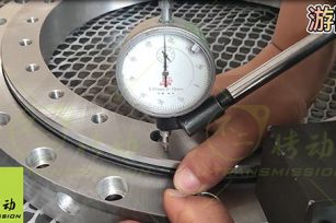 齒輪式回轉(zhuǎn)驅(qū)動(dòng)的游隙如何選擇？