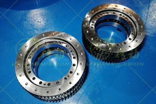 回轉(zhuǎn)支承上的密封是什么材質(zhì)的？