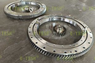 斜齒輪螺旋角對回轉(zhuǎn)驅(qū)動傳動性能的影響